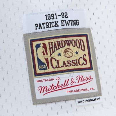 3. Koszulka Mitchell &amp; Ness NBA Cracked Cement Swingman Jersey Knicks 1991 Patrick Ewing M TFSM5934-NYK91PEWWHIT