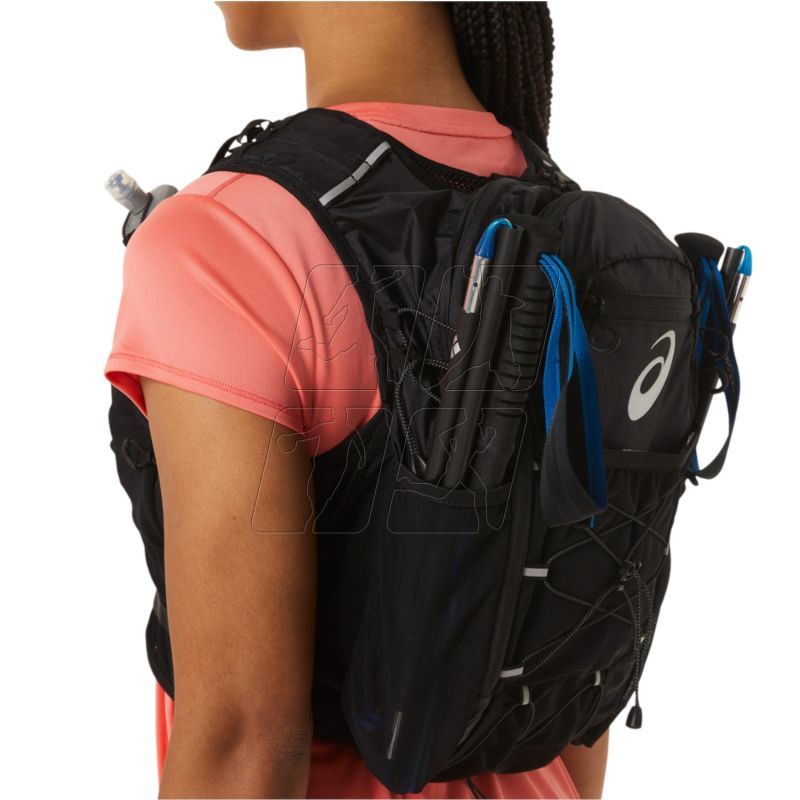 3. Plecak Asics Fujitrail Backpack 15L 3013A876-001