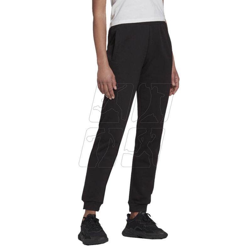 5. Spodnie adidas Adicolor Essentials Slim Joggers Pants W H37878