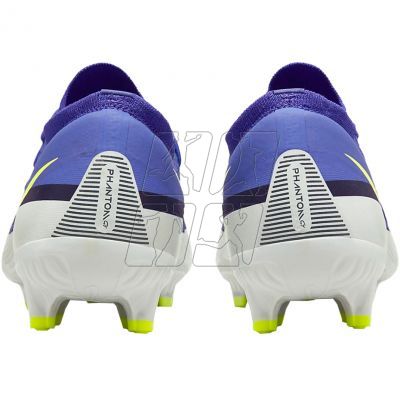 4. Buty piłkarskie Nike Phantom GT2 Pro FG M DA4432 570