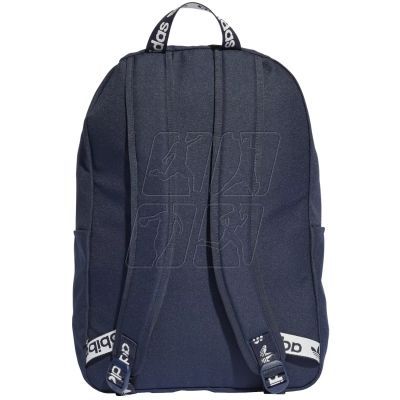 3. Plecak adidas Adicolor Backpack IC8532