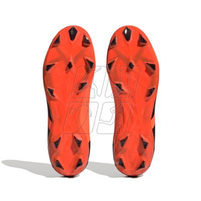 5. Buty piłkarskie adidas Predator Accuracy.3 L FG M GW4601