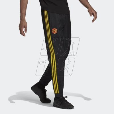 2. Spodnie adidas Manchester United F.C. Icon Woven Pant M GR3878