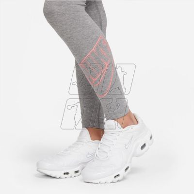 6. Legginsy Nike Sportswear Essential Jr DD6482 091