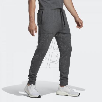 3. Spodnie adidas Fleece Regular Taprered Pants M HL2243
