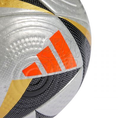 4. Piłka nożna adidas Fussballiebe Finale Pro IS7436