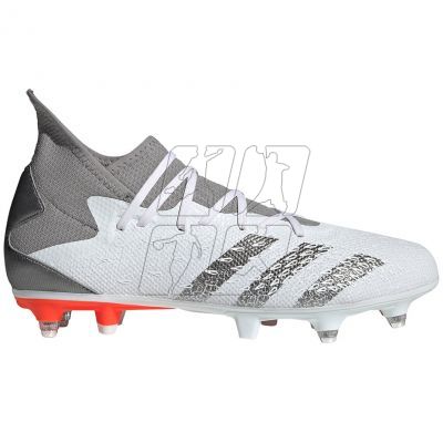 2. Buty piłkarskie adidas Predator Freak.3 SG M FY6306