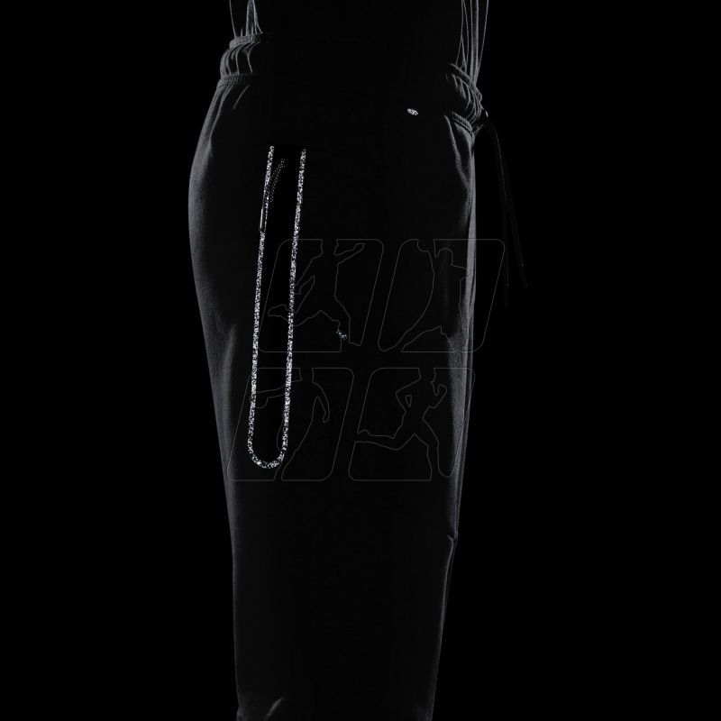 8. Spodnie Nike Sportswear Tech Fleece M DD4706-010