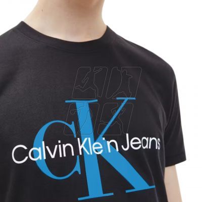 4. Koszulka Calvin Klein Slim Fit M J30J325542