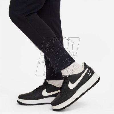 5. Spodnie Nike Sportswear Jr DV3230 010