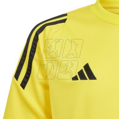 4. Koszulka adidas Tiro 24 Jersey Jr IS1027