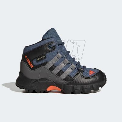 15. Buty Terrex Mid GTX I JR HP7419