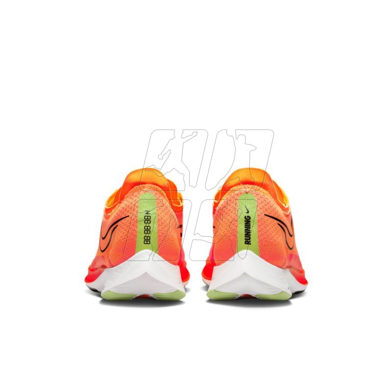 5. Buty Nike ZoomX Streakfly M DJ6566-800