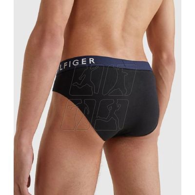 3. Majtki Tommy Hilfiger Brief M UM0UM01227