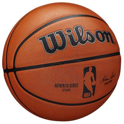 3. Piłka do koszykówki Wilson NBA Authentic Series Outdoor Ball WTB7300XB
