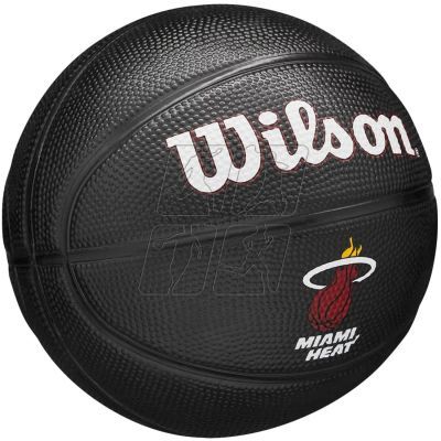 2. Piłka do koszykówki Wilson Team Tribute Miami Heat Mini Ball Jr WZ4017607XB