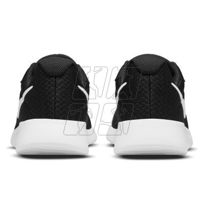11. Buty Nike Tanjun M DJ6258-003