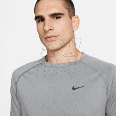 3. Koszulka Nike Dri-FIT Ready M DV9815-084