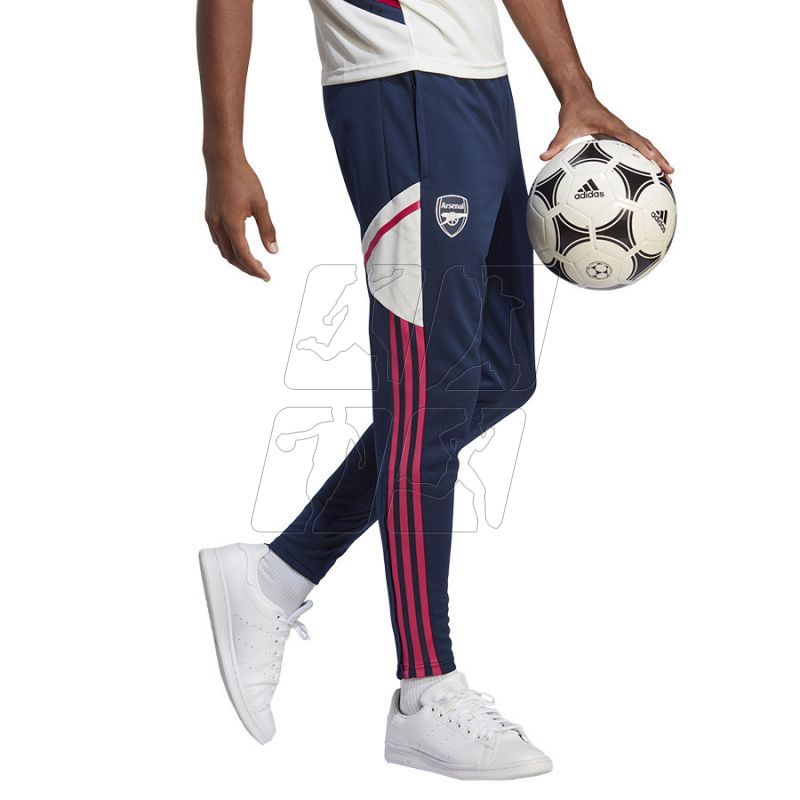 4. Spodnie adidas Arsenal Londyn Training Panty M HT4434