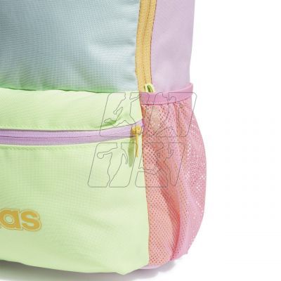 7. Plecak adidas Graphic Jr IU4632