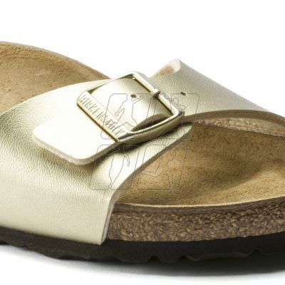 5. Klapki damskie Birkenstock Madrid Birko-Flor Gold regular szerokie złote (1016106)