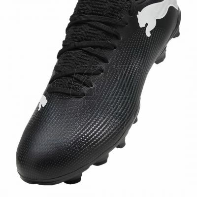 9. Buty piłkarskie Puma Future 7 Play FG/AG M 107723 02