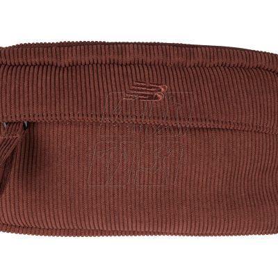 4. Saszetka, nerka New Balance Corduroy Waist Bag Rok LAB23171ROK