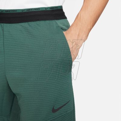 3. Spodnie Nike Pro M DV9910-309