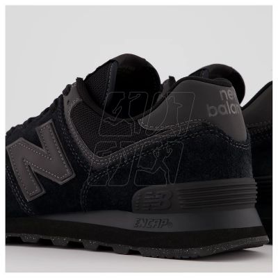 16. Buty New Balance M ML574EVE