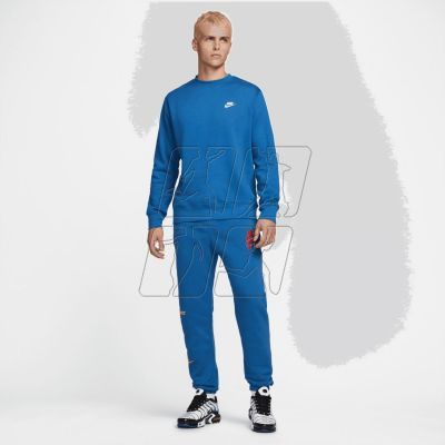 3. Bluza Nike Sportswear Club Fleece M BV2662-407