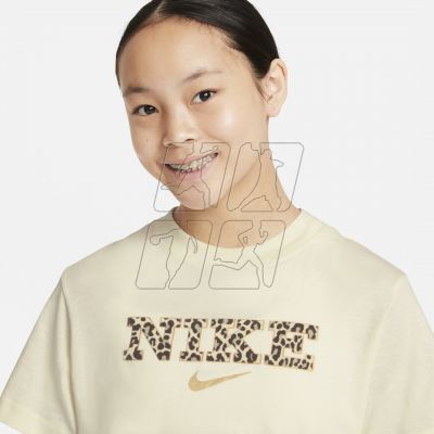 3. Koszulka Nike Sportswear Jr DM3489-113