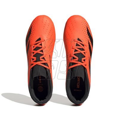 4. Buty piłkarskie adidas Predator Accuracy.3 L FG M GW4601