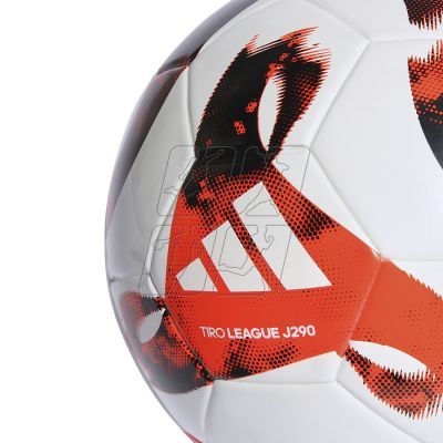 2. Piłka nożna adidas Tiro League HT2424