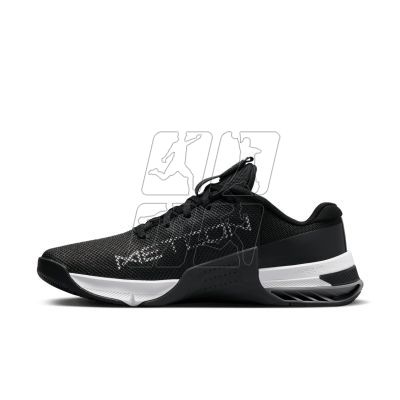 2. Buty Nike Metcon 8 W DO9327-001