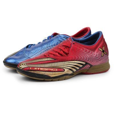 9. Buty halowe Umbro Revolution FCE II-A IN M 886672-6CT