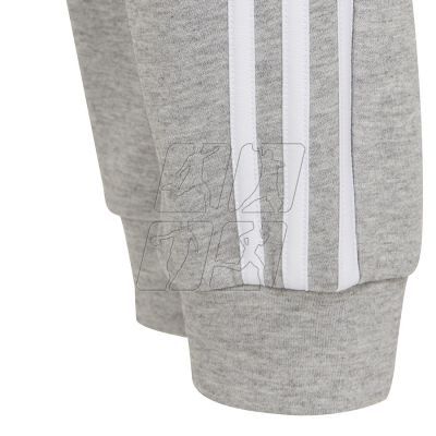 5. Spodnie adidas 3-Stripes Tapered Jr GT6888