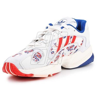 4. Buty adidas Yung-1 M EE7087