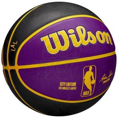 2. Piłka do koszykówki Wilson NBA Team City Edition Los Angeles Lakers WZ4024214XB