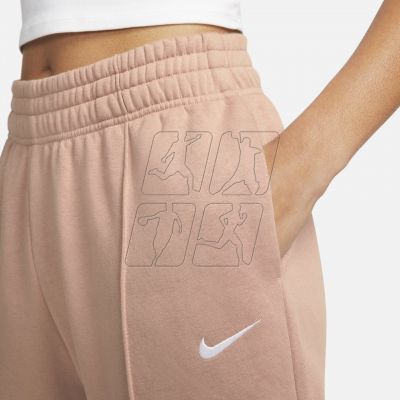 3. Spodnie Nike Sportswear Essential Collection W DQ5098-609