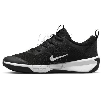 2. Buty Nike Omni Multi-Court Jr DM9027 002