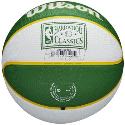 3. Piłka Wilson NBA Team Retro Boston Celtics Mini Ball WTB3200XBBOS