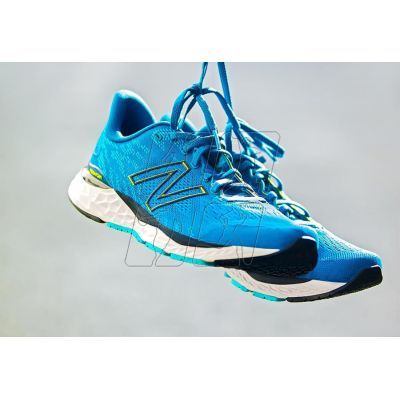 18. Buty New Balance M M880F11