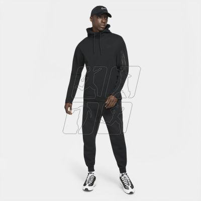 7. Bluza Nike Sportswear Tech Fleece M DD5174-010