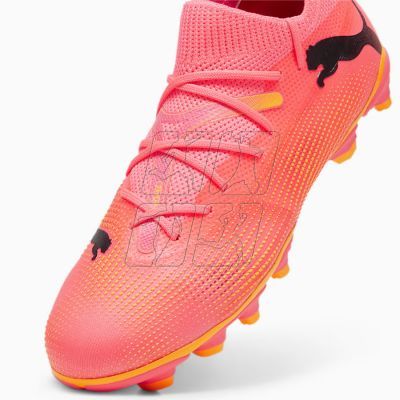 8. Buty piłkarskie Puma Future 7 Match FG/AG Jr 107729-03