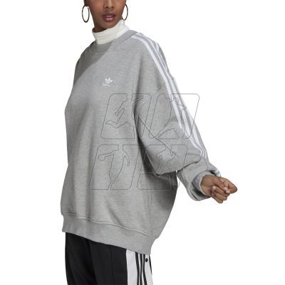 5. Bluza adidas Oversized Sweatshirt W H33538