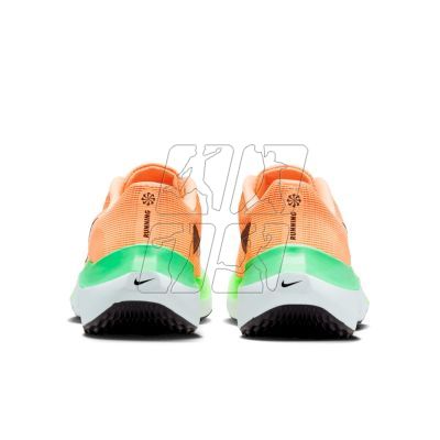 5. Buty Nike Zoom Fly 5 W DM8974-800