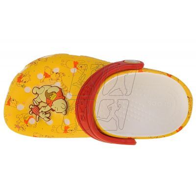 3. Klapki Crocs Classic Disney Winnie The Pooh T Clog Jr 208358-94S