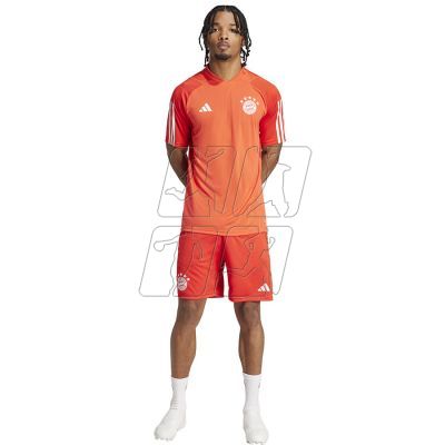 10. Koszulka adidas FC Bayern Training JSY M IQ0608