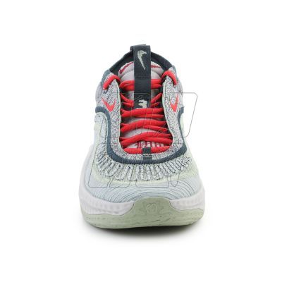 2. Buty Nike Cosmic Unity 3 M DV2757-003