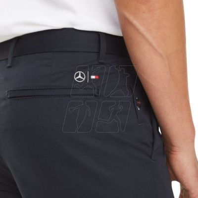4. Spodnie Tommy Hilfiger x Mercedes Chinosy M MW0MW09480